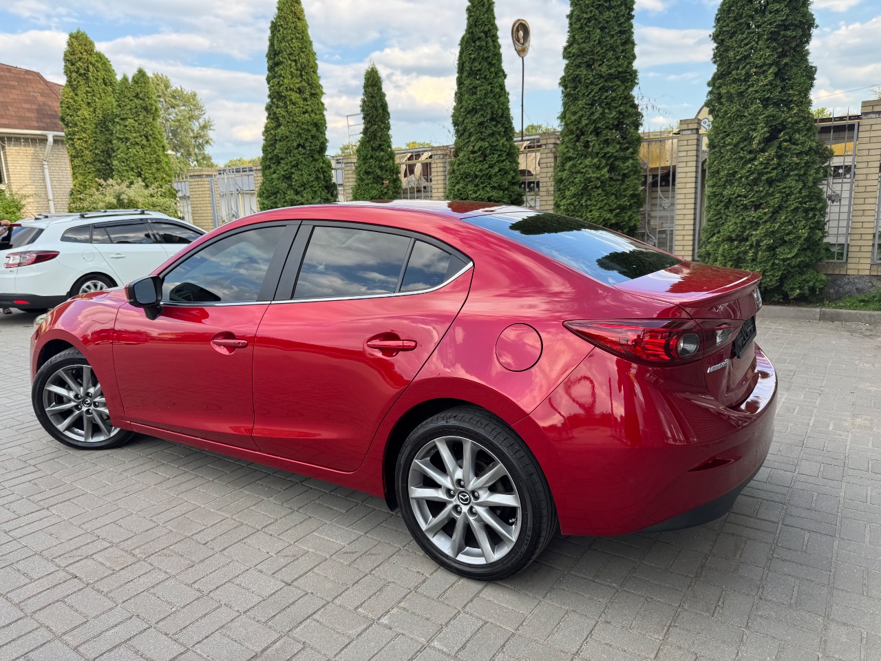 Mazda 3 - фото 19