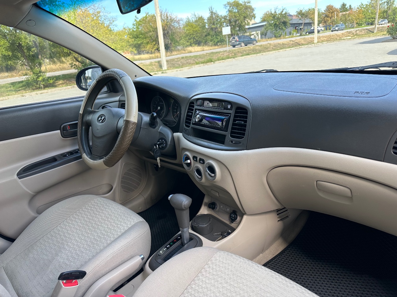 Hyundai Accent - фото 23