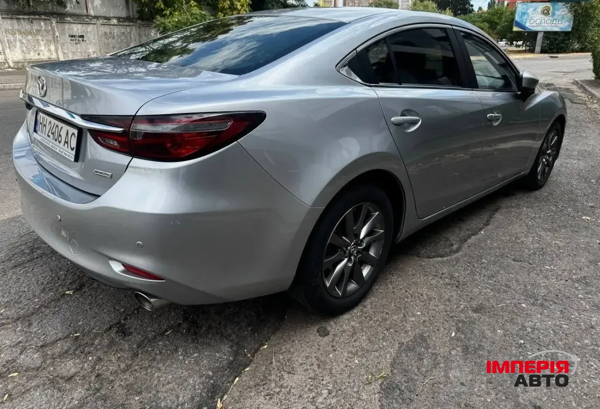 Mazda 6 - фото 4