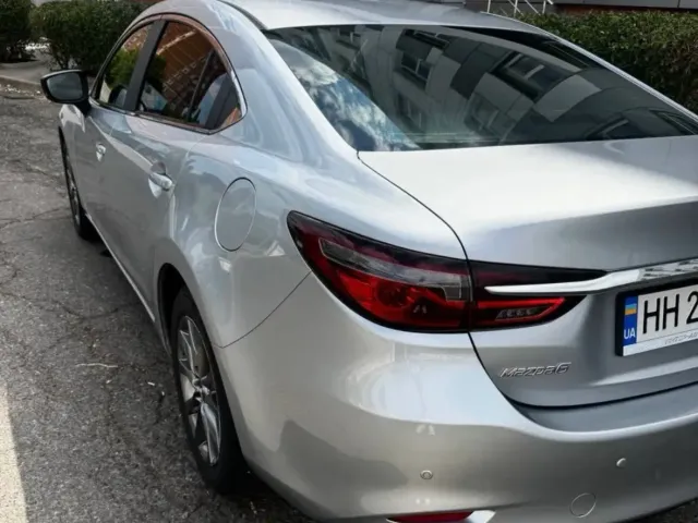 Mazda 6 - фото 3