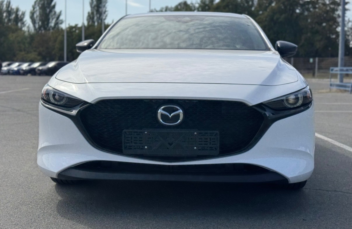 Mazda 3 - фото 3