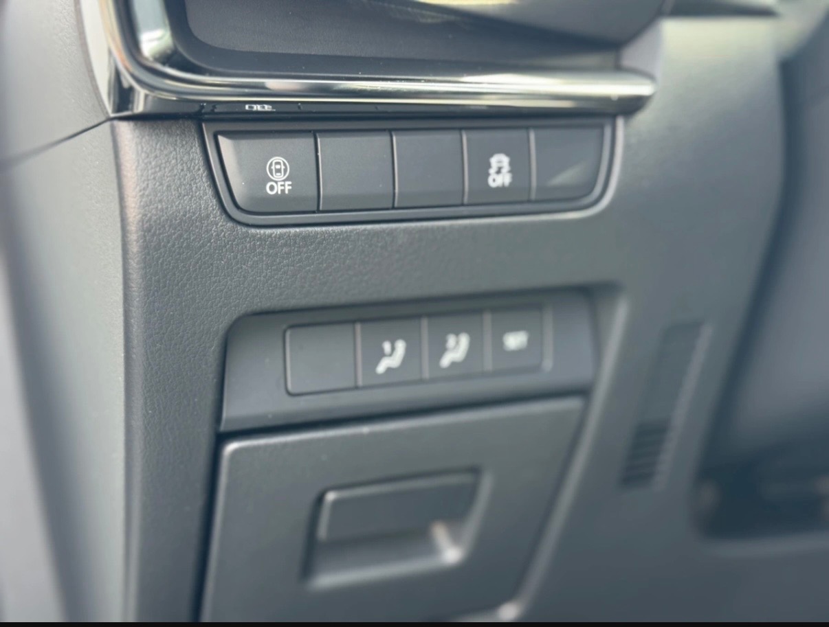 Mazda 3 - фото 19