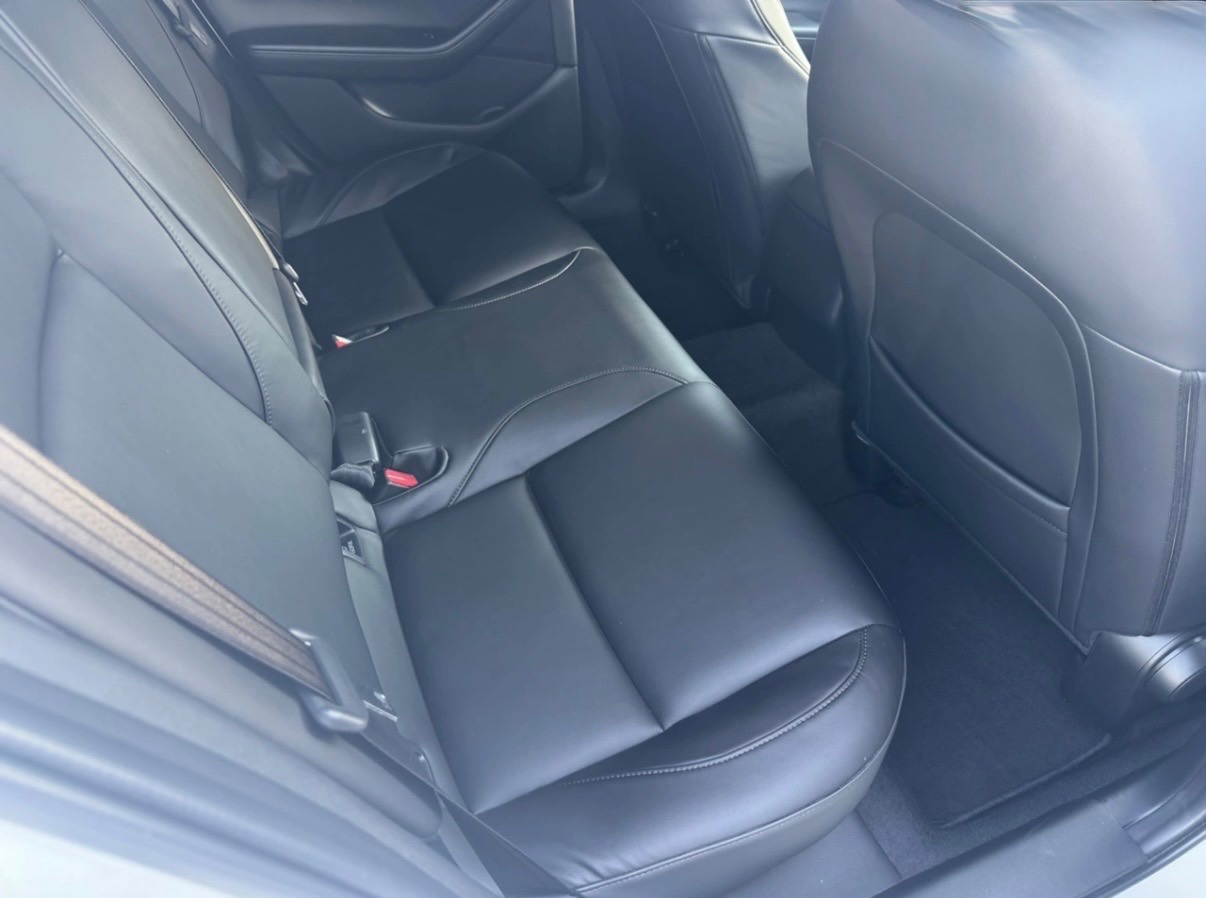 Mazda 3 - фото 16