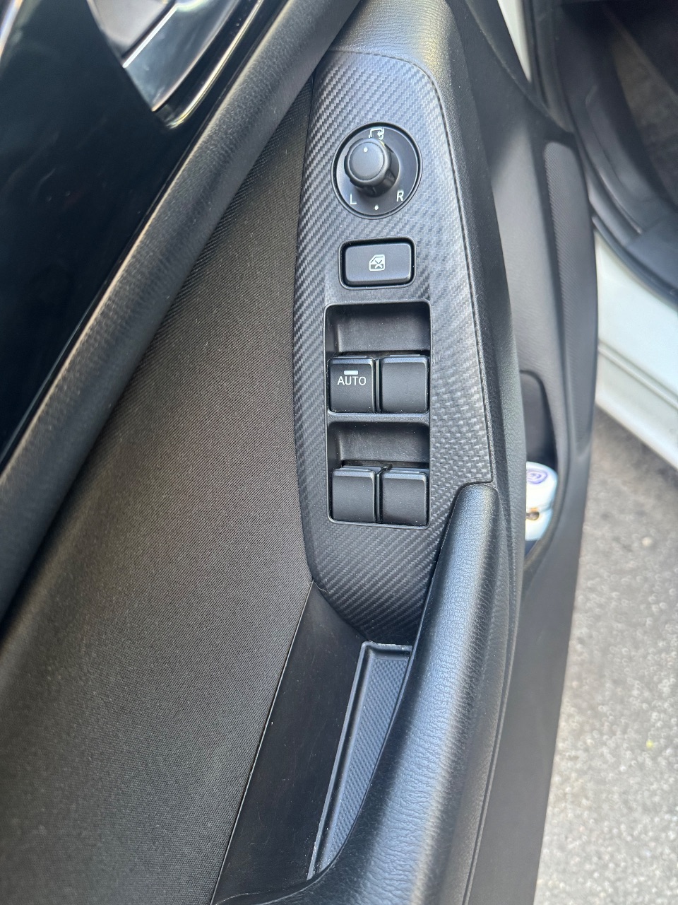 Mazda 3 - фото 11