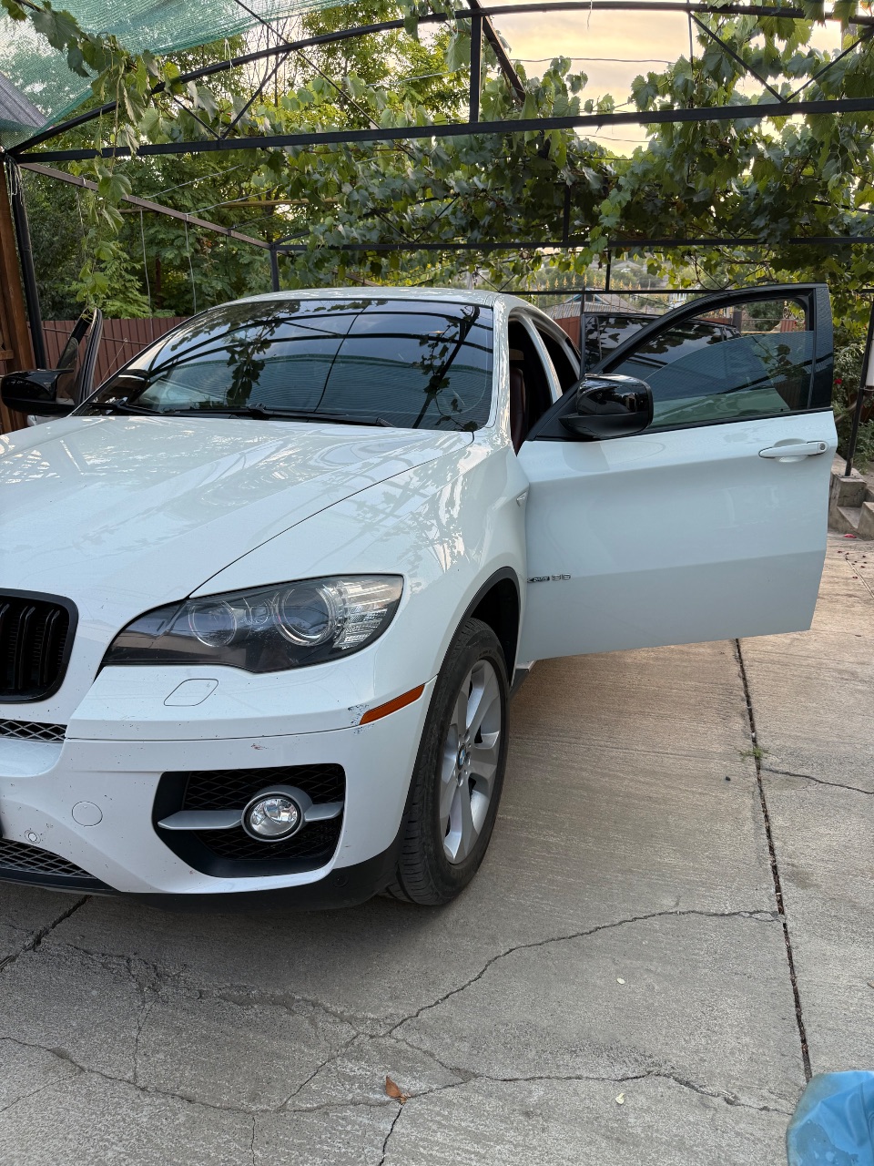 BMW X6 - фото 4