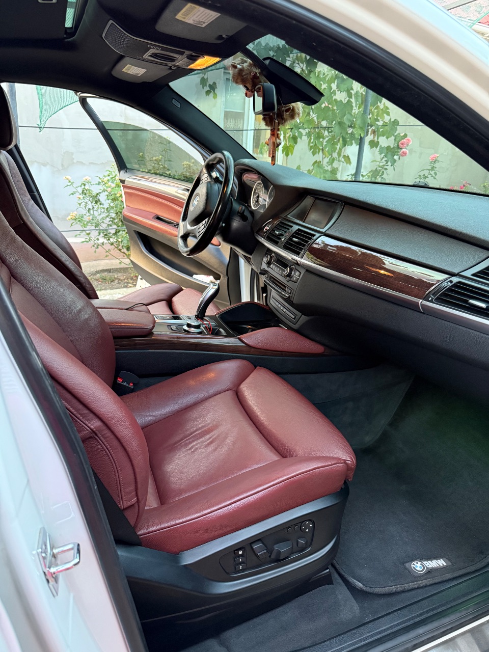 BMW X6 - фото 11