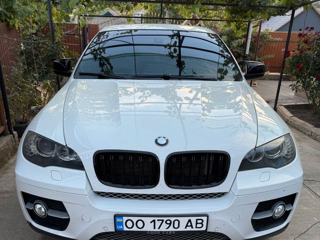 BMW X6 - фото 1