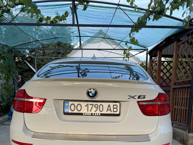 BMW X6 - фото 3