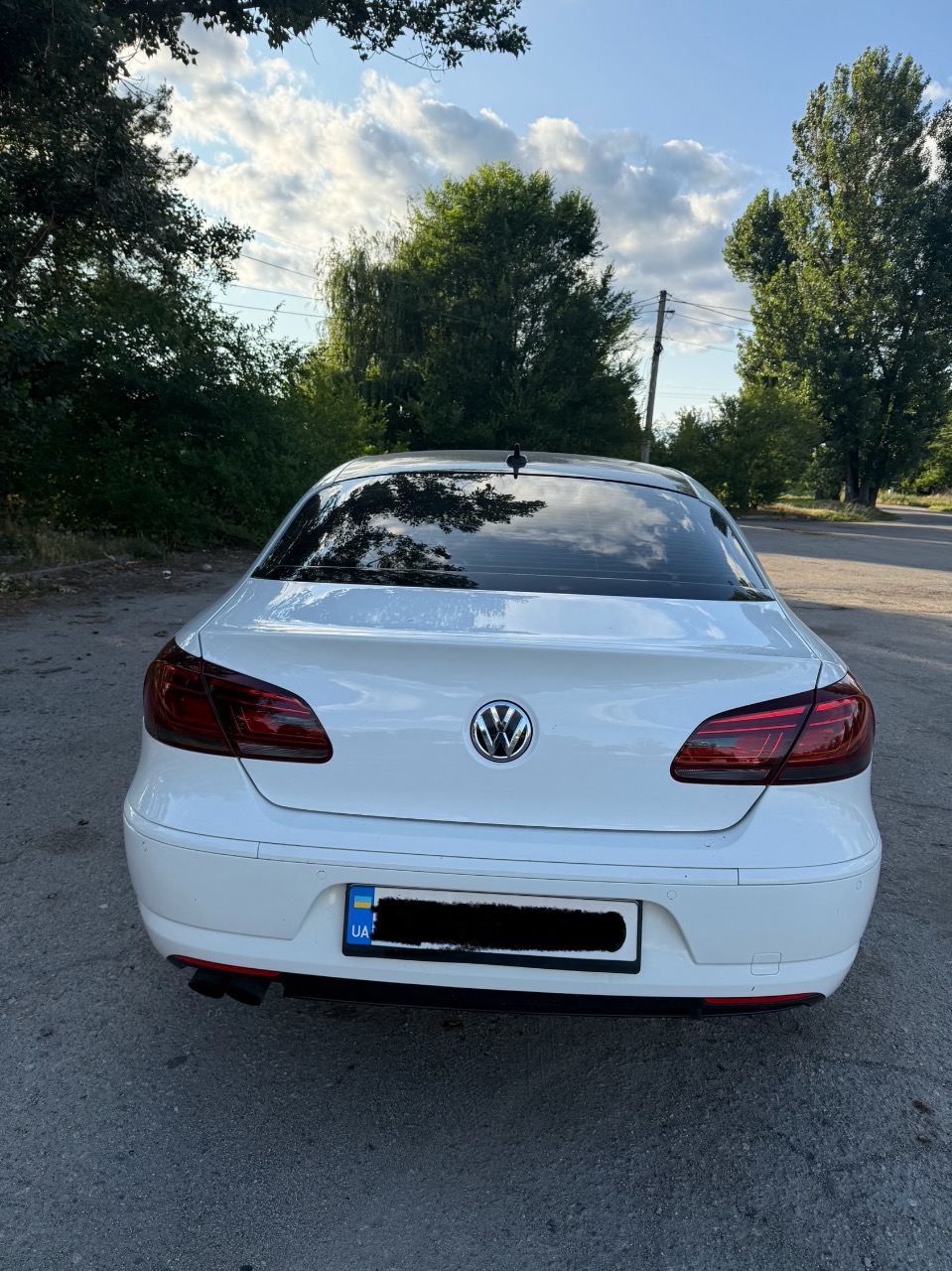 Volkswagen Passat CC - фото 2