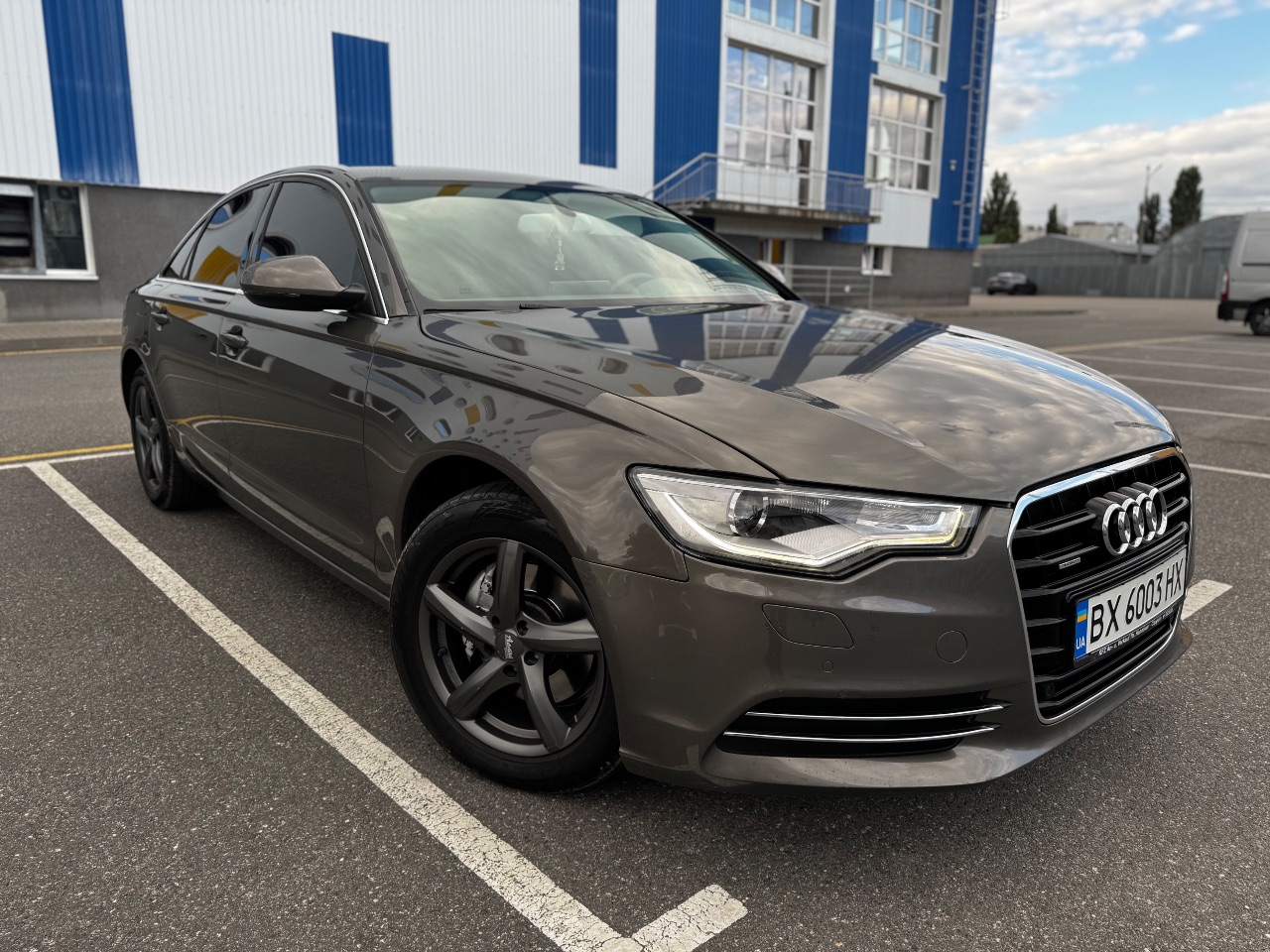 Audi A6 - фото 33
