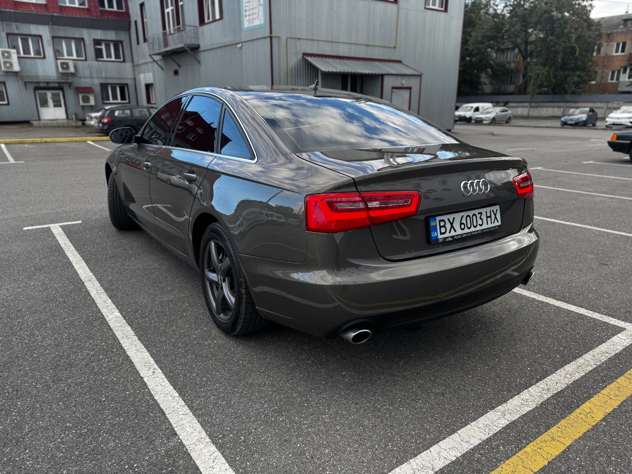 Audi A6 - фото 7
