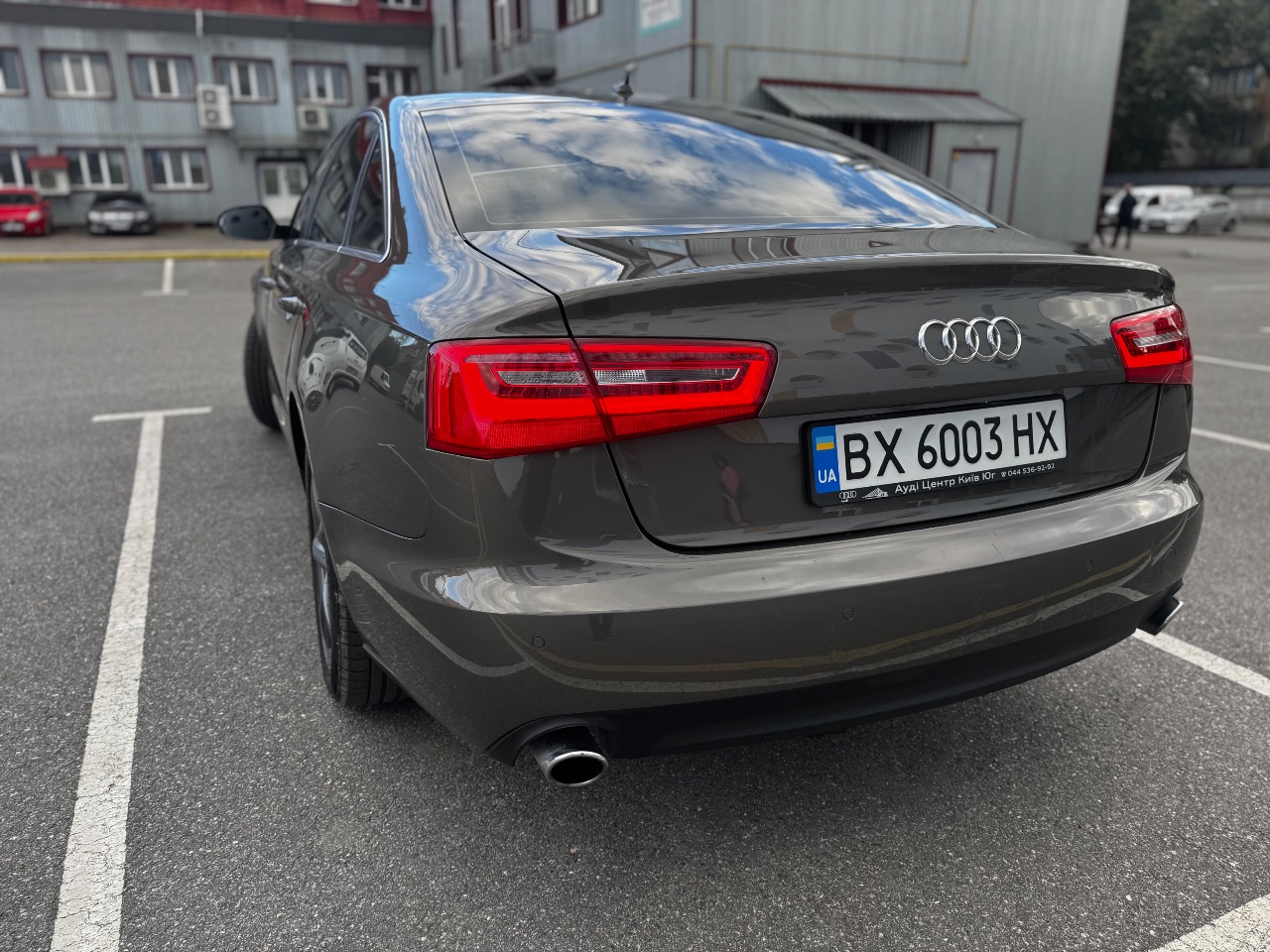 Audi A6 - фото 9