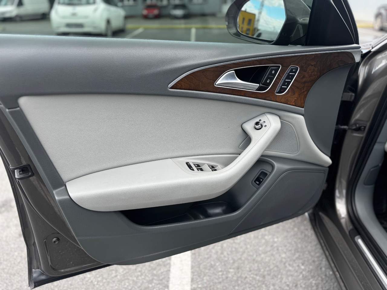 Audi A6 - фото 26