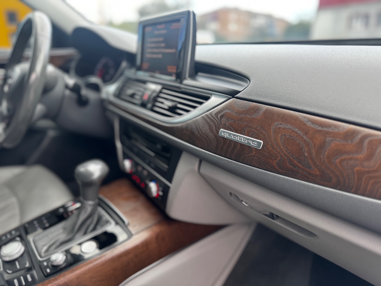 Audi A6 - фото 20