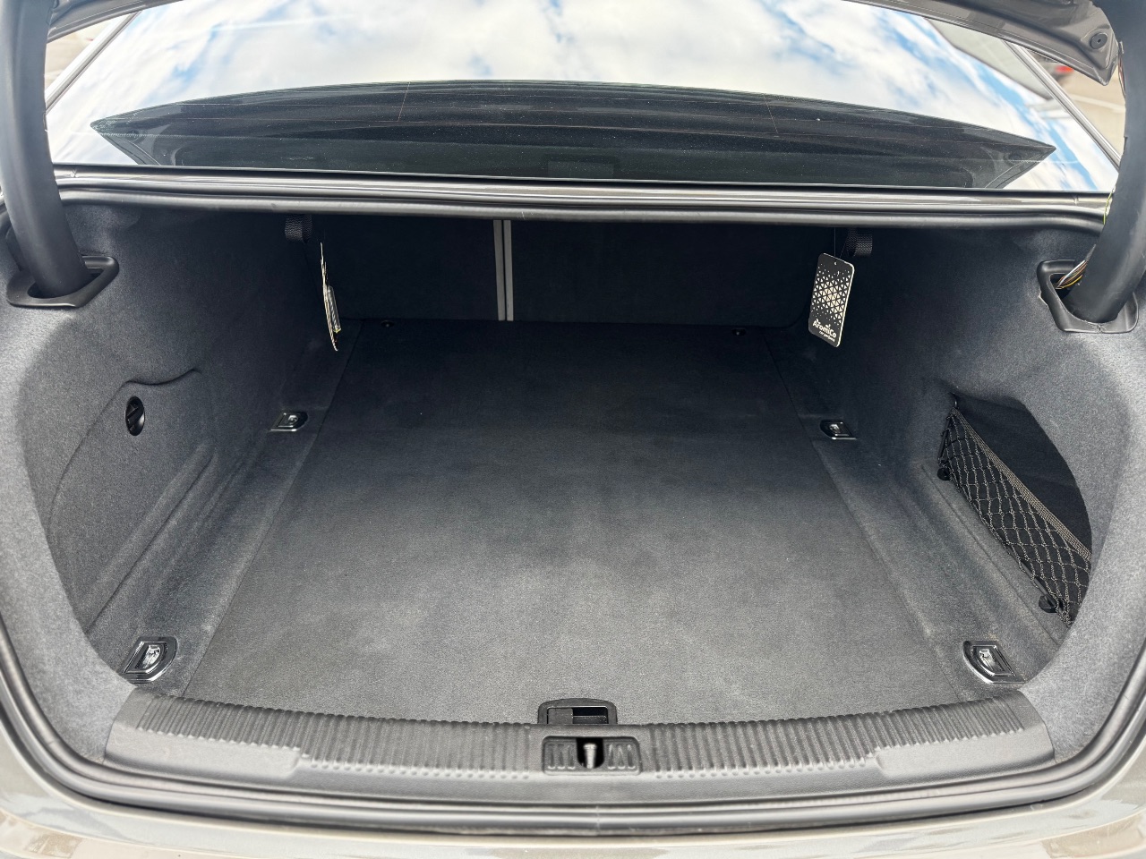 Audi A6 - фото 13