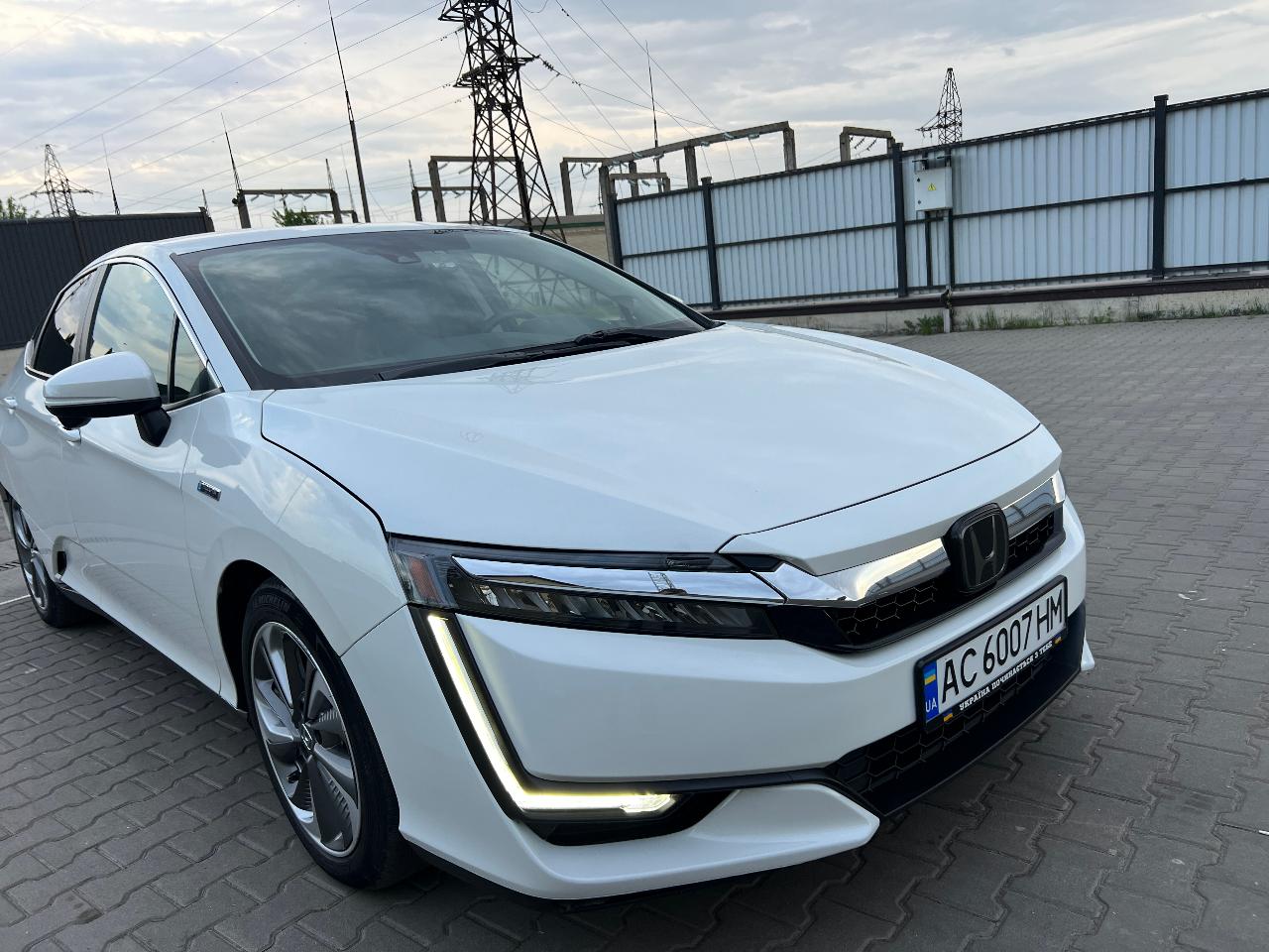 Honda Clarity - фото 10