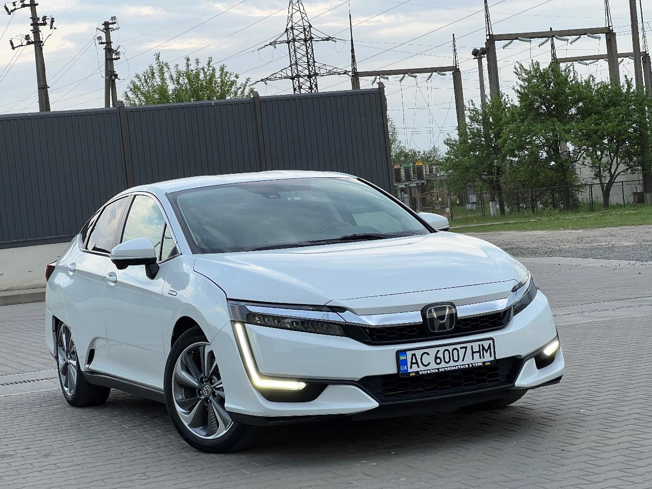 Honda Clarity - зображення 1