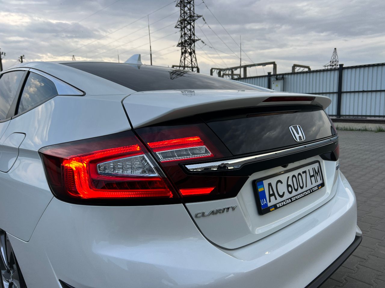 Honda Clarity - фото 18