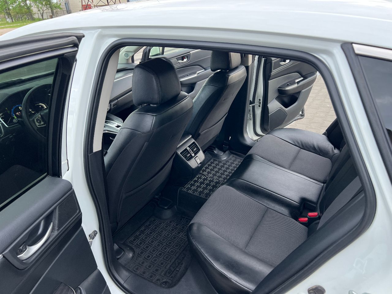 Honda Clarity - фото 34