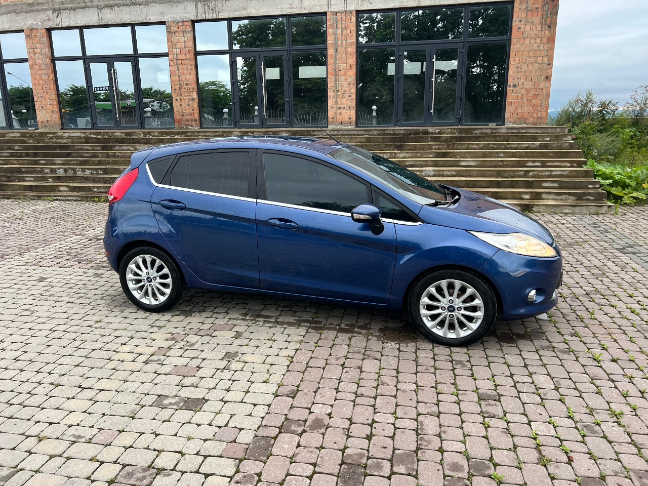 Ford Fiesta - фото 4