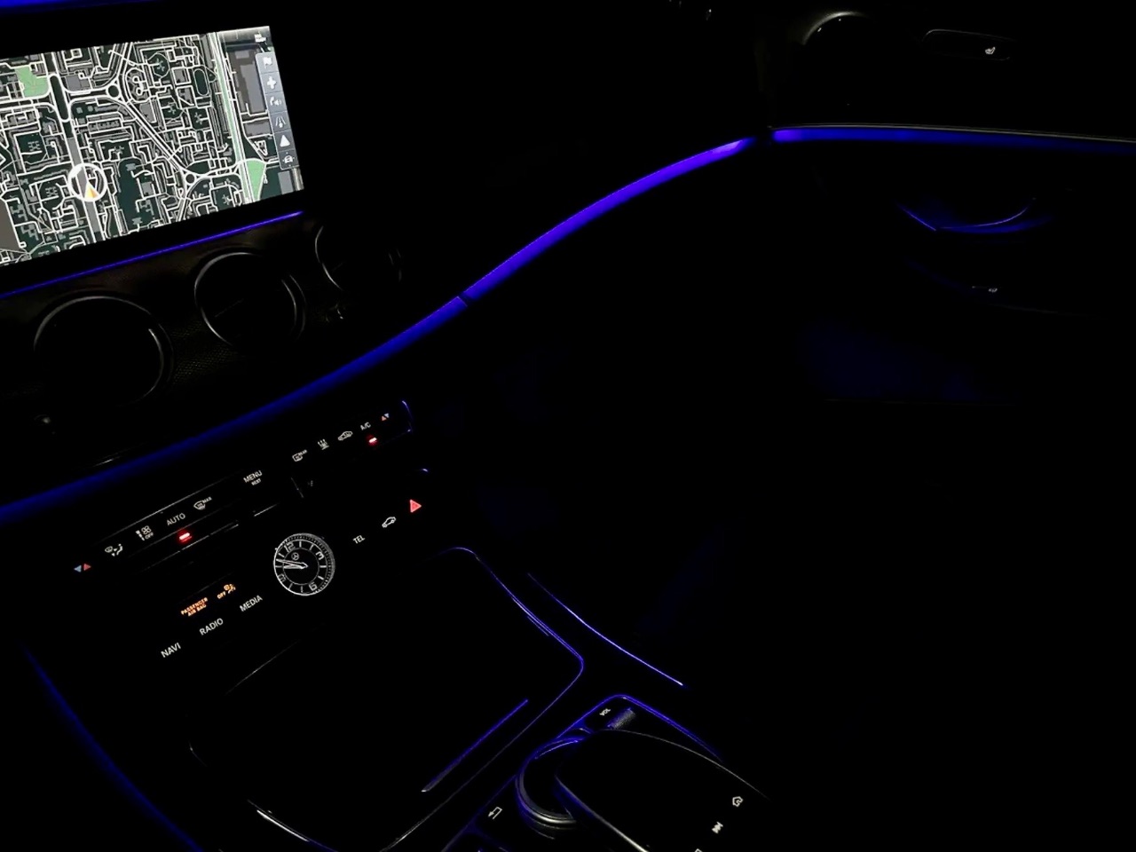 Mercedes-Benz E-Класс - фото 19