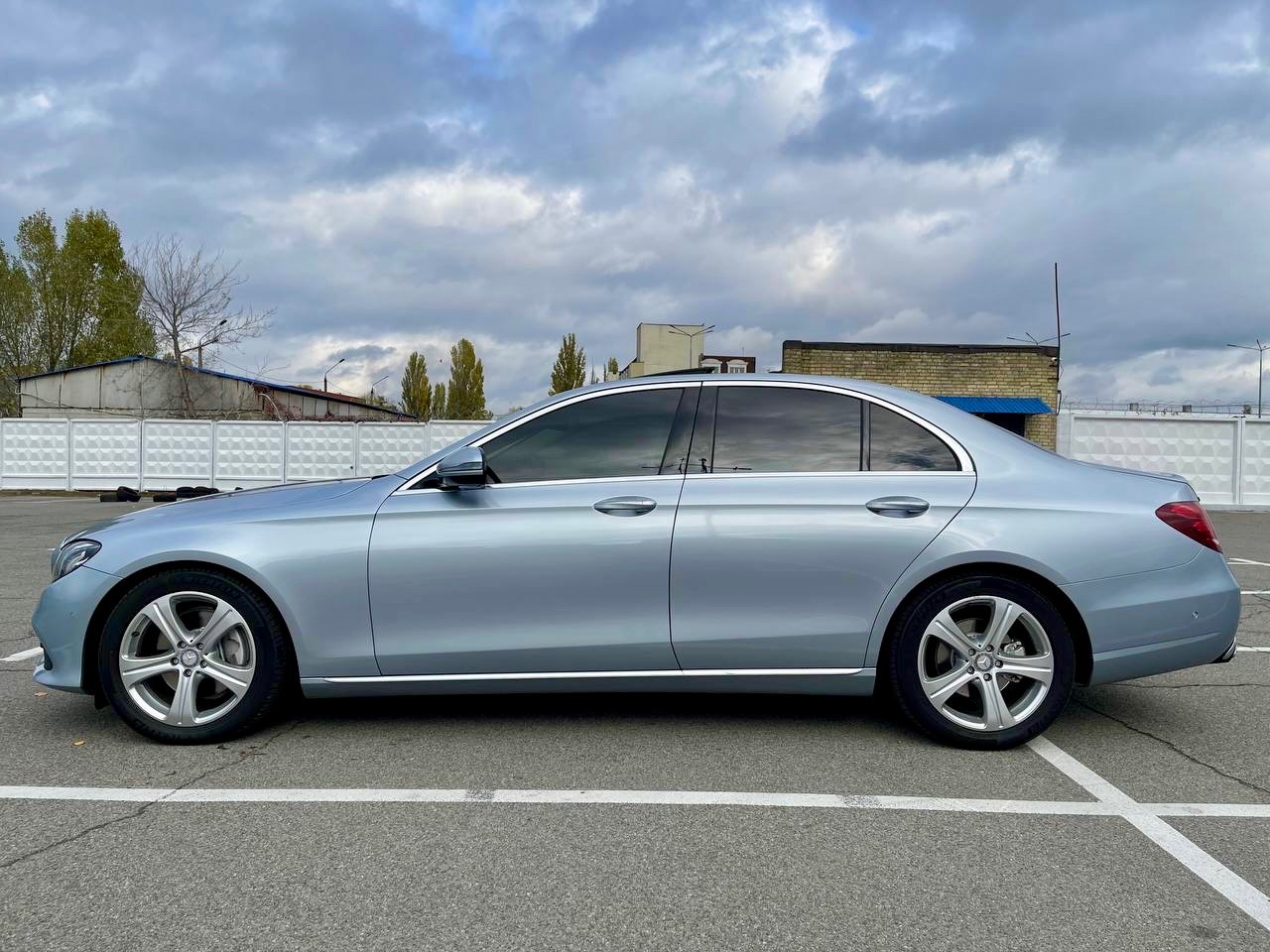 Mercedes-Benz E-Класс - фото 5