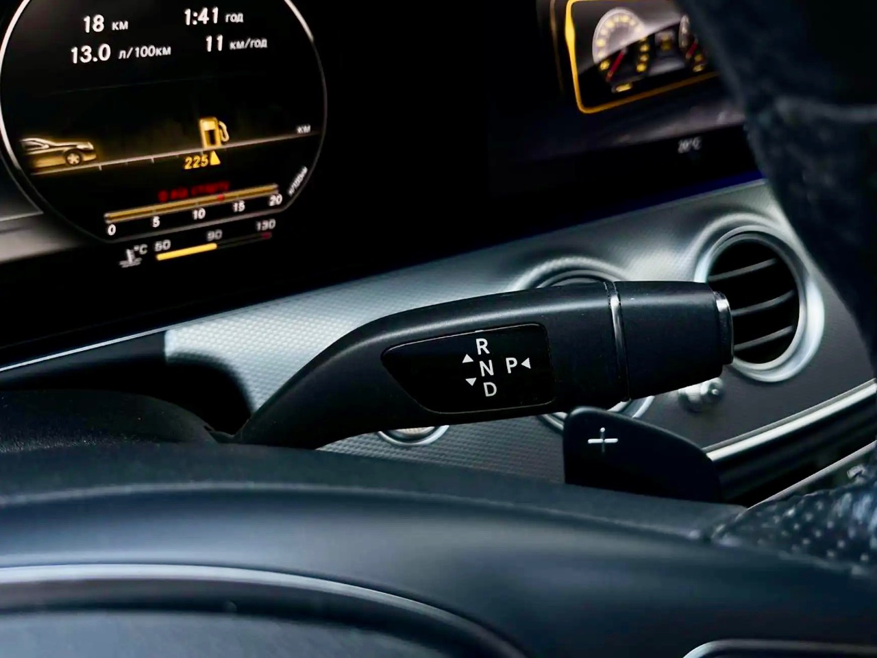 Mercedes-Benz E-Класс - фото 33