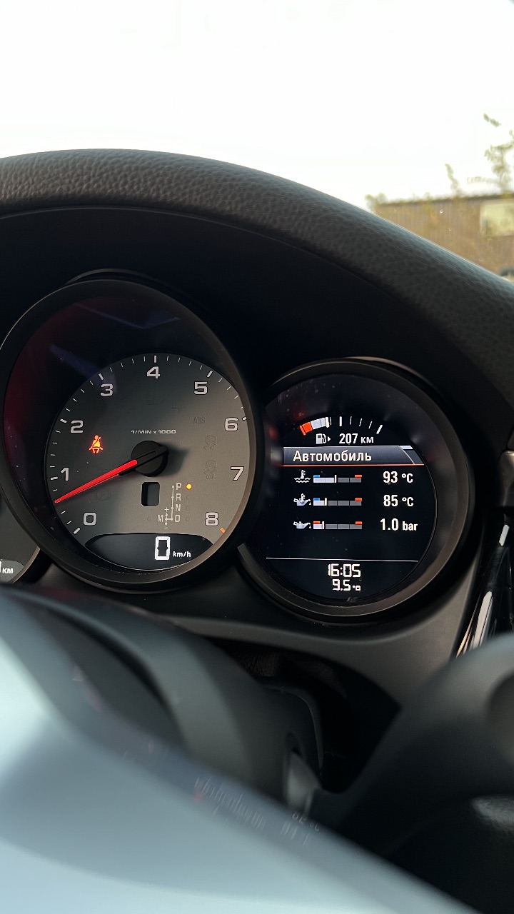 Porsche Macan - фото 12