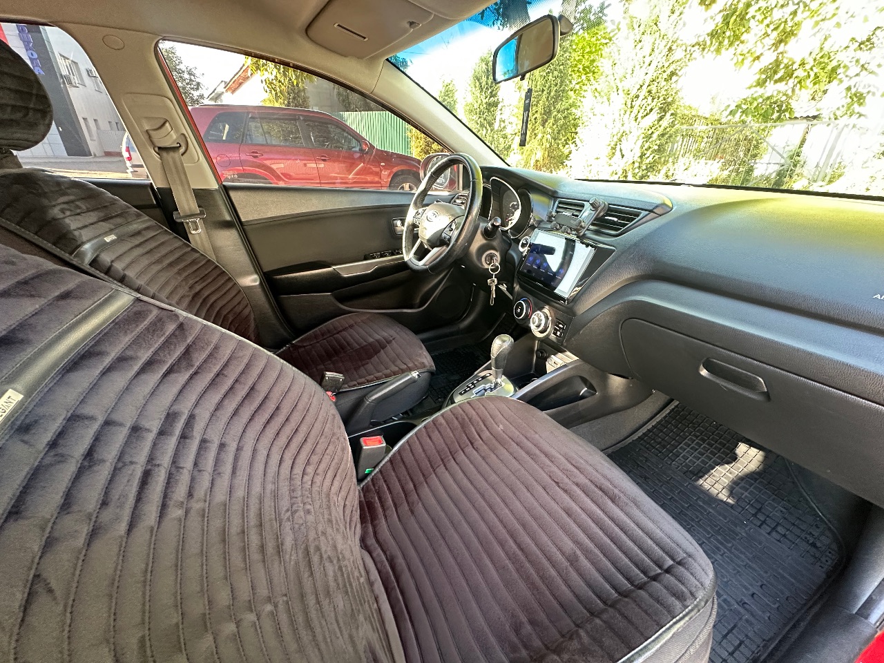 Kia Rio - фото 10