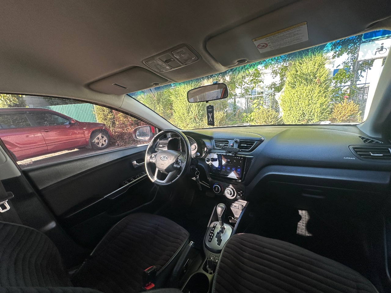 Kia Rio - фото 9