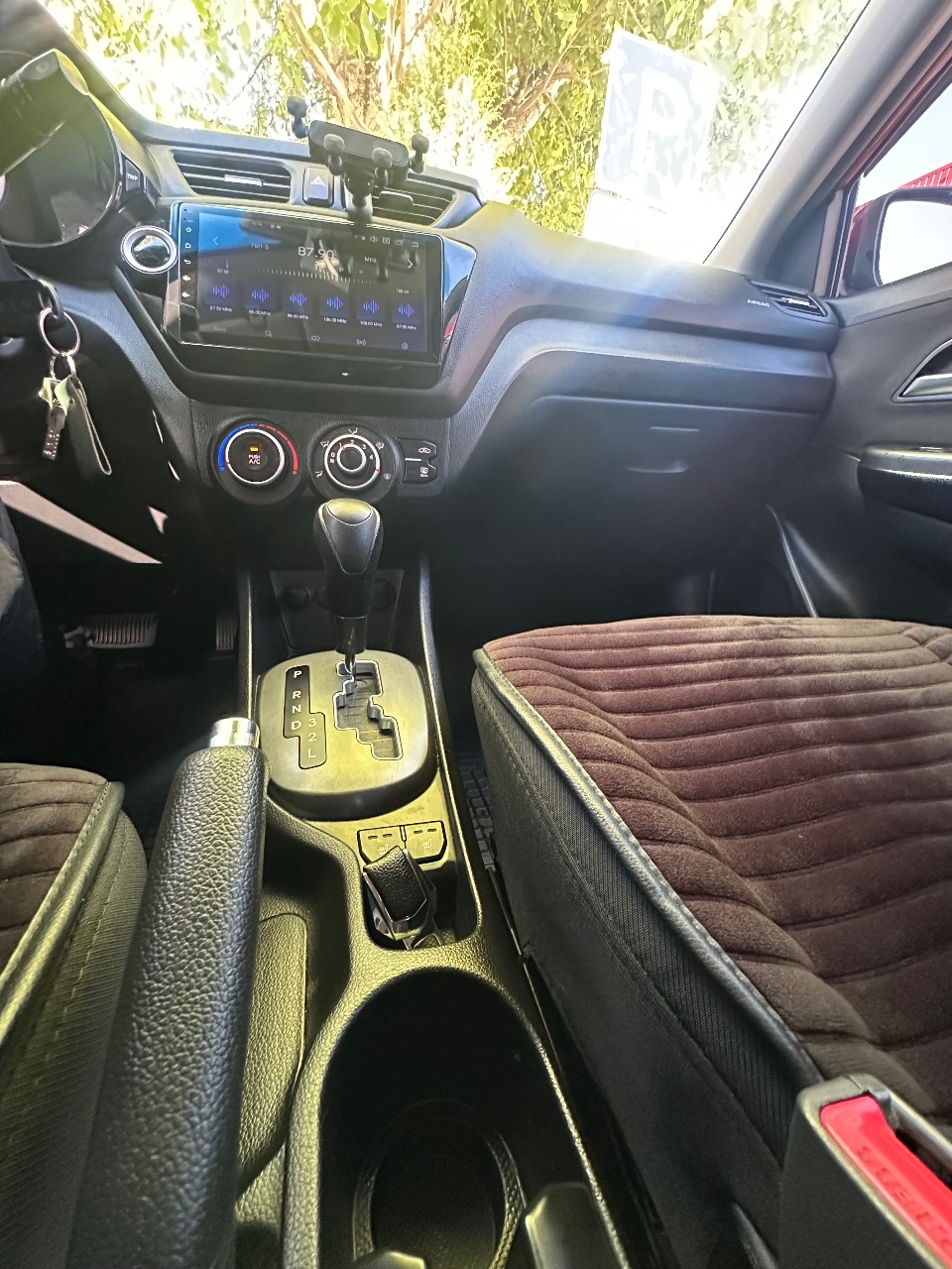 Kia Rio - фото 4