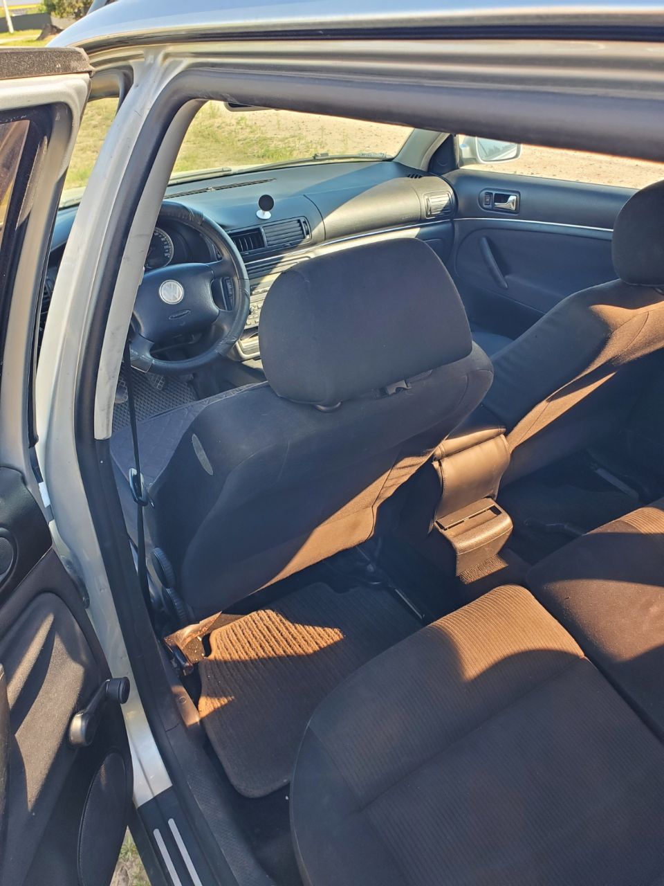 Volkswagen Passat - фото 4