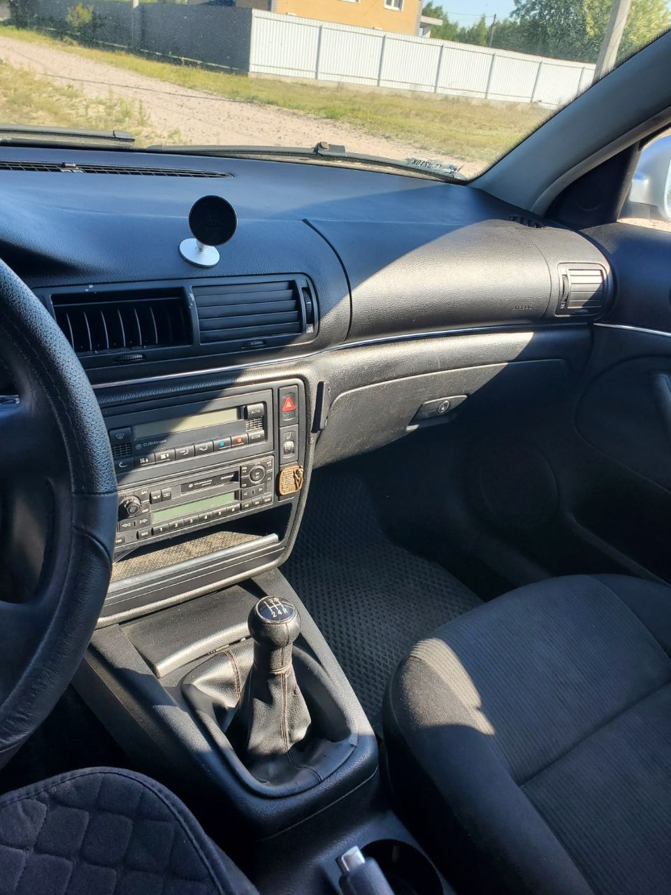 Volkswagen Passat - фото 7