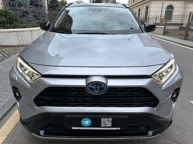 Toyota RAV4 - фото 2