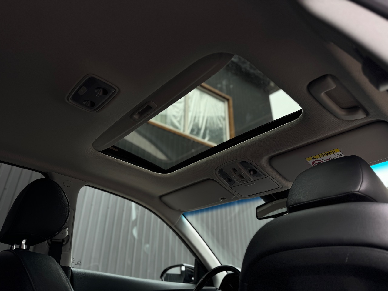 Kia Niro - фото 11