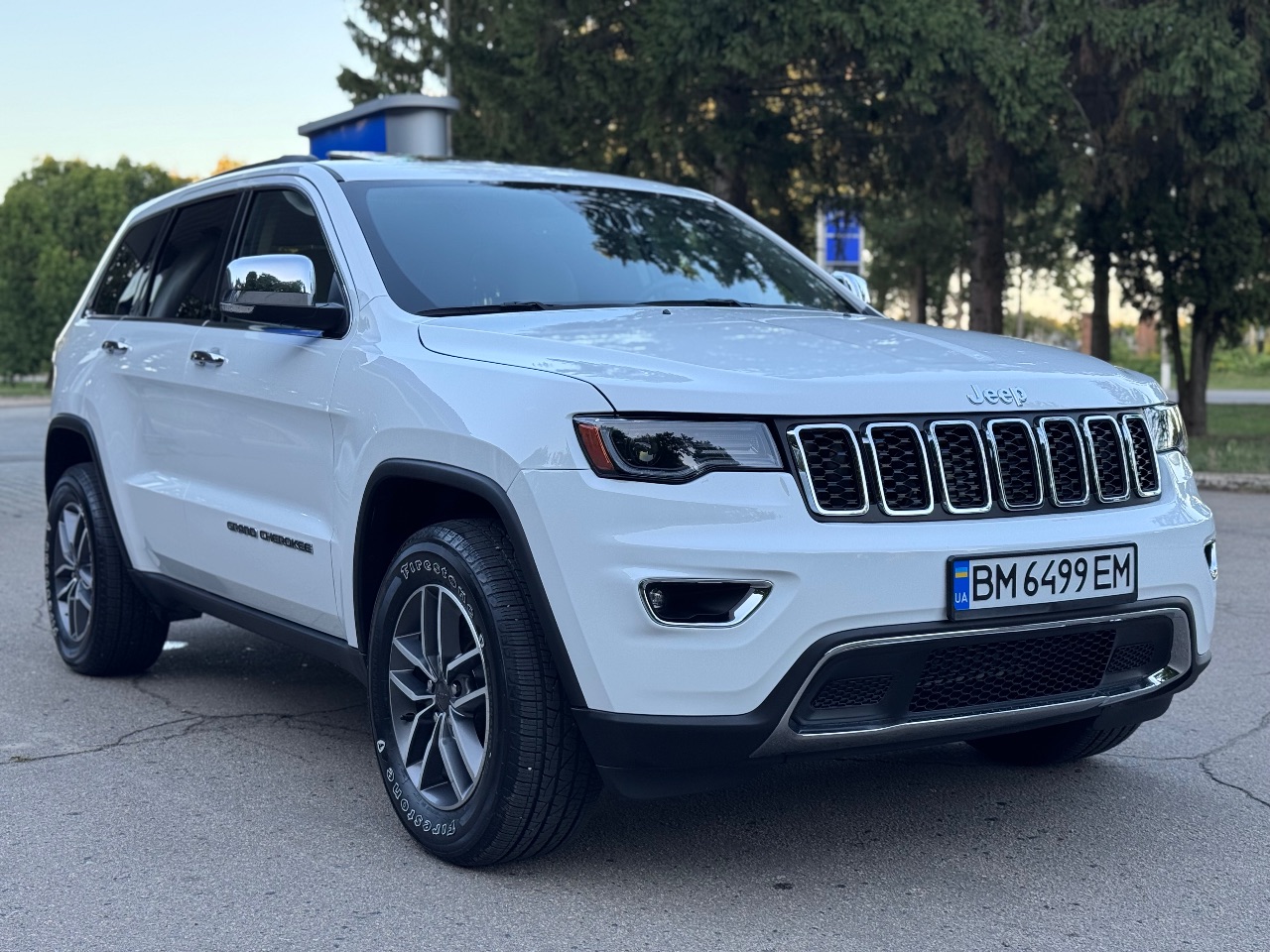 Jeep Grand Cherokee - фото 3