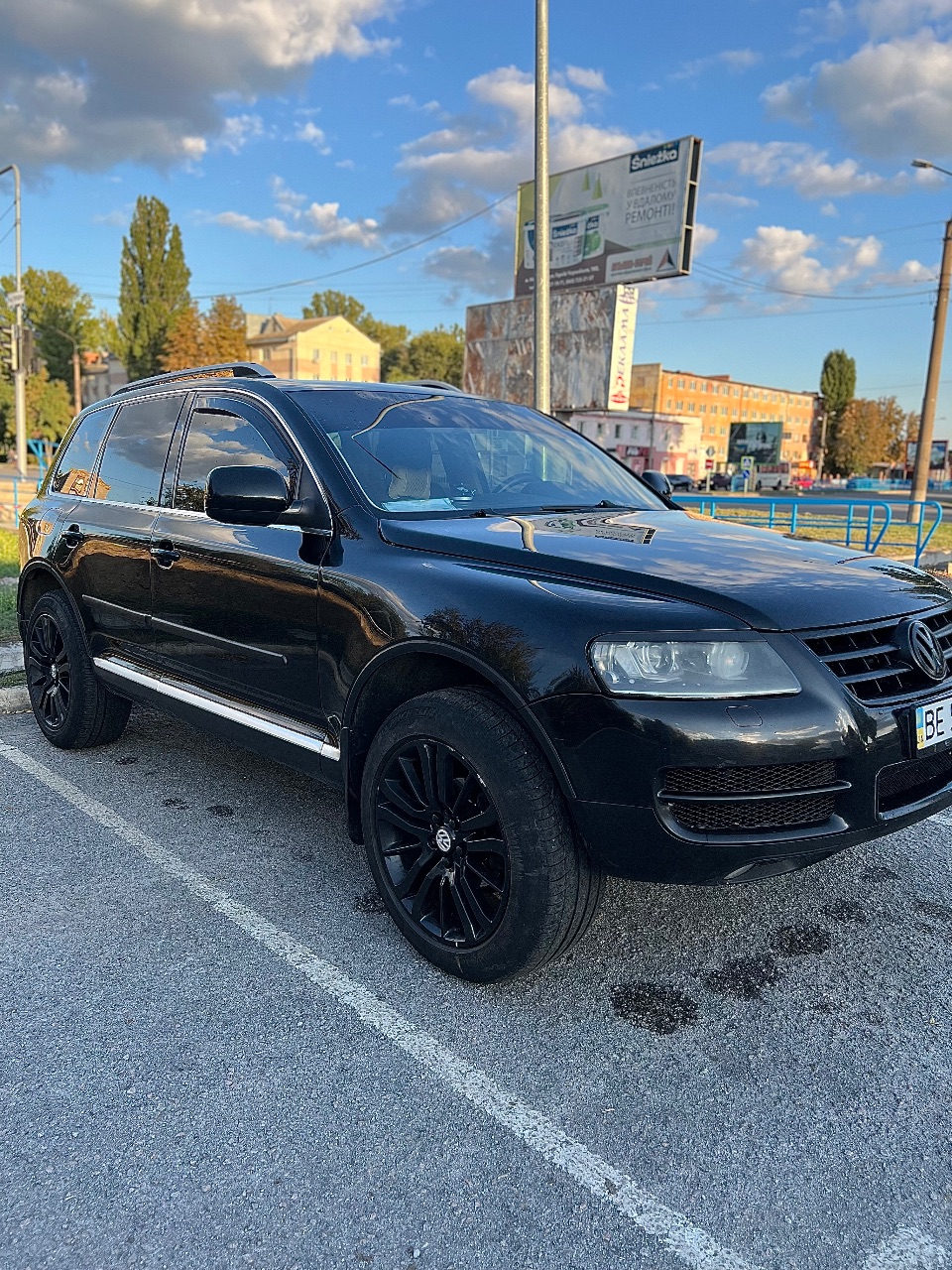 Volkswagen Touareg - фото 5
