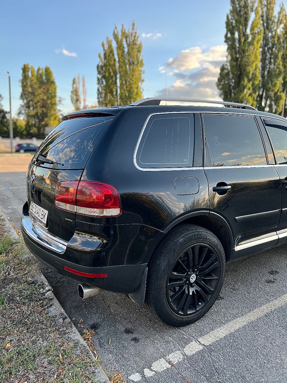 Volkswagen Touareg - фото 7