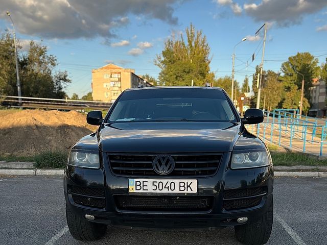 Volkswagen Touareg - зображення 1