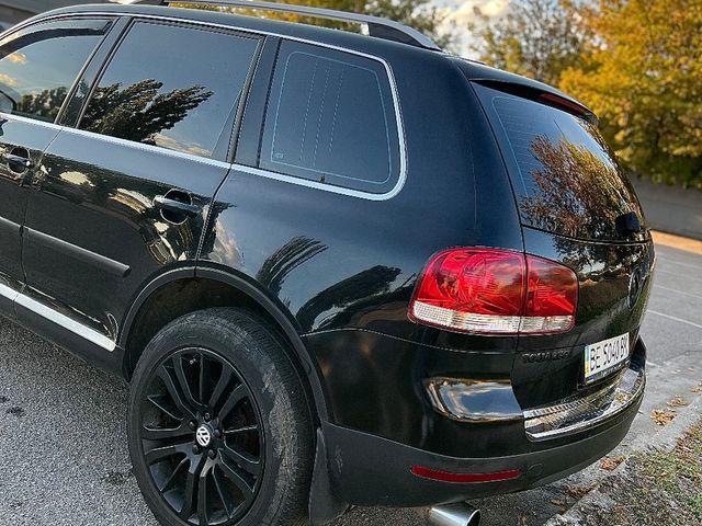 Volkswagen Touareg - зображення 4