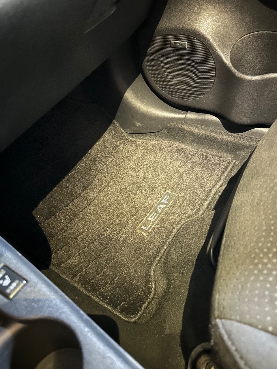 Nissan Leaf - фото 13