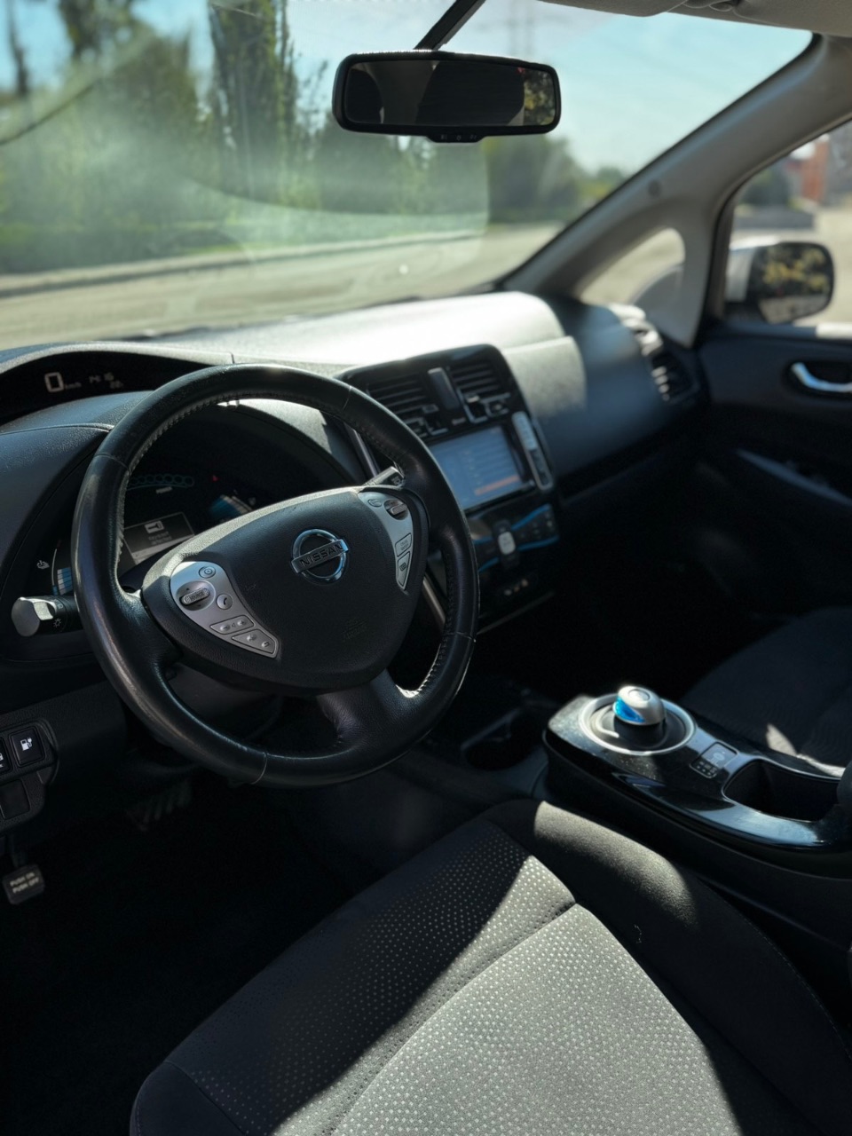 Nissan Leaf - фото 8