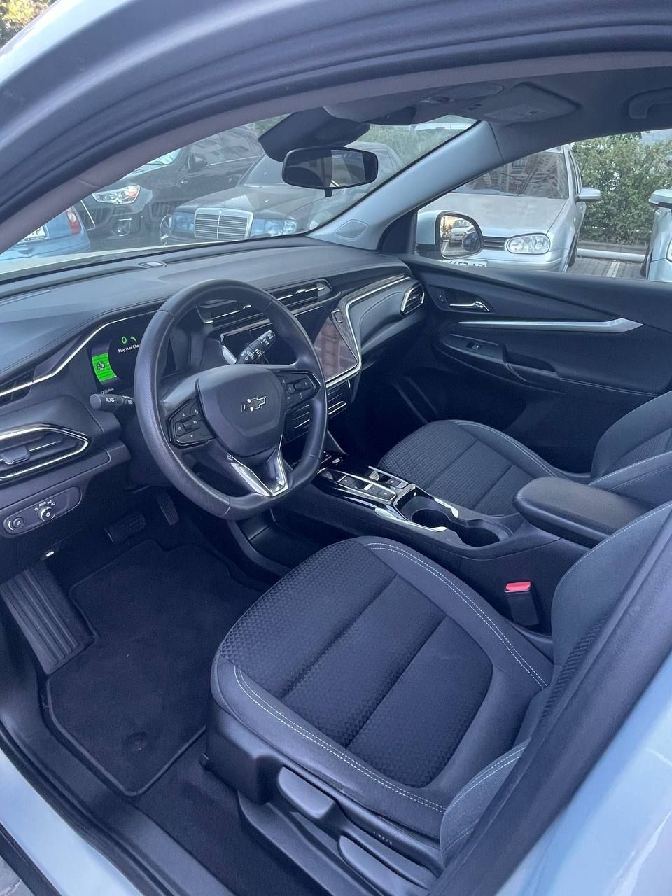 Chevrolet Bolt EUV - фото 40