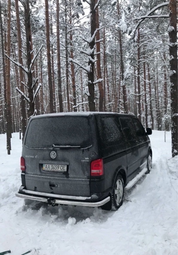 Volkswagen Multivan - фото 2