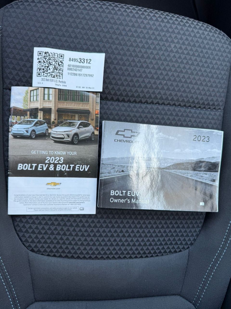 Chevrolet Bolt EUV - фото 41