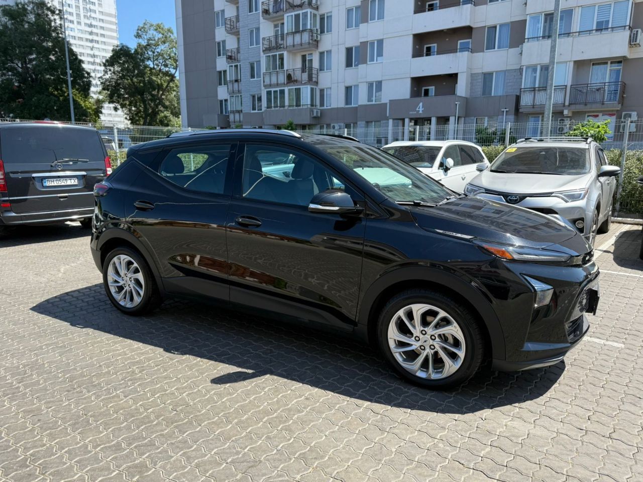 Chevrolet Bolt EUV - фото 8