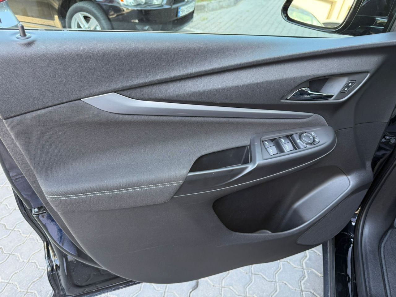 Chevrolet Bolt EUV - фото 28