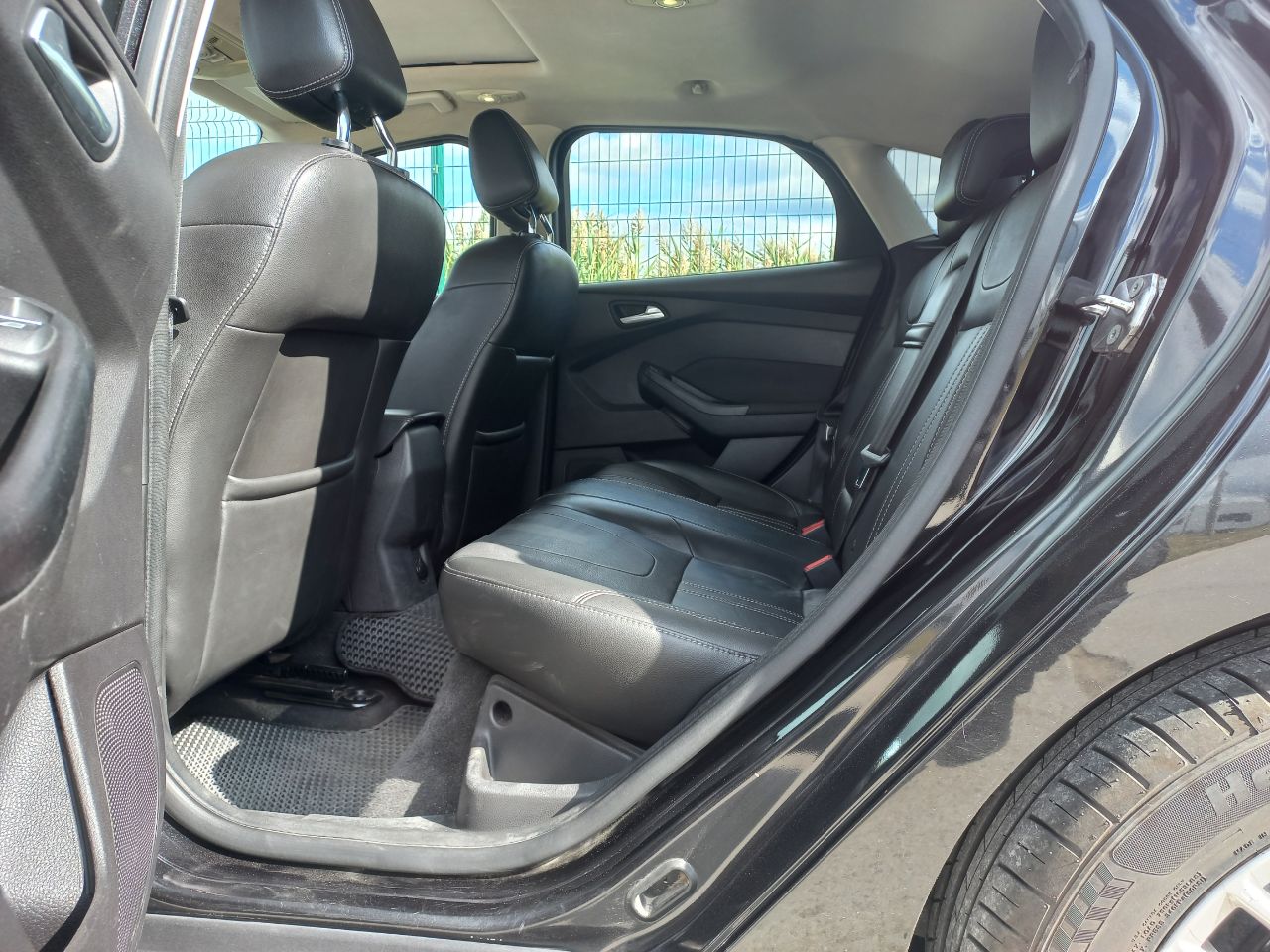 Ford Focus - фото 13