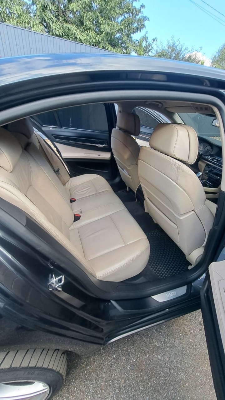 BMW 7 серії - фото 14