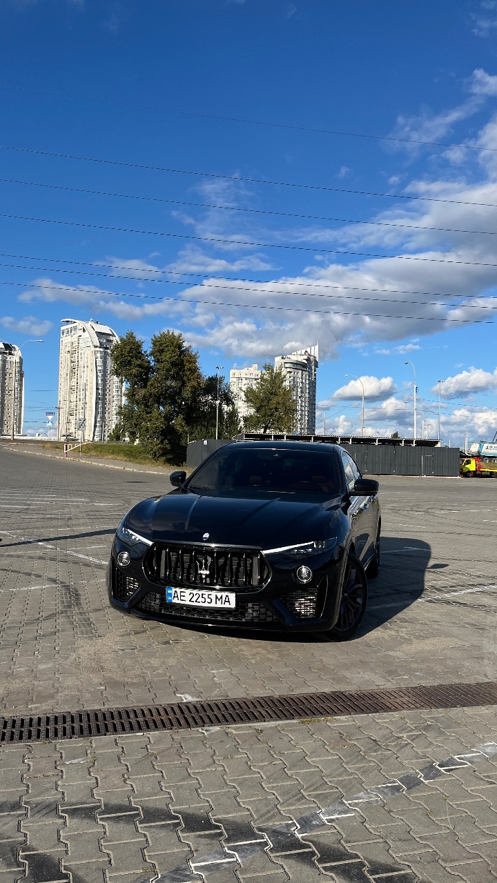 Maserati Levante - фото 1
